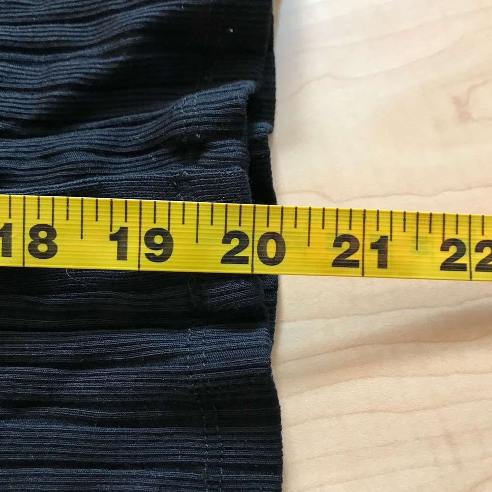 Zara Black Ribbed Button-Up Top - Picture 5 of 8